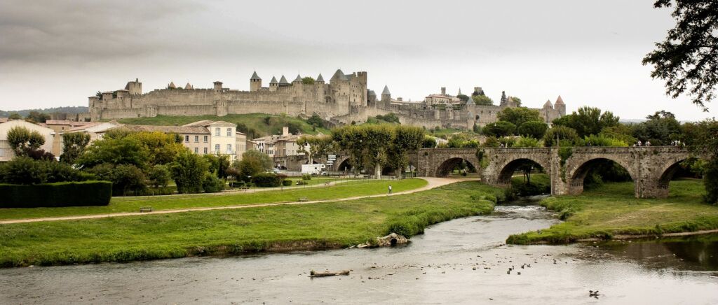 Carcasonne front